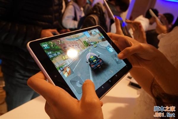 USB正反随便插 1599元运行Android 5.0诺基亚平板现场实拍图赏