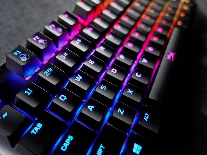 HyperX起源竞技版RGB键盘怎么样 HyperX起源竞技版RGB游戏机械键盘评测