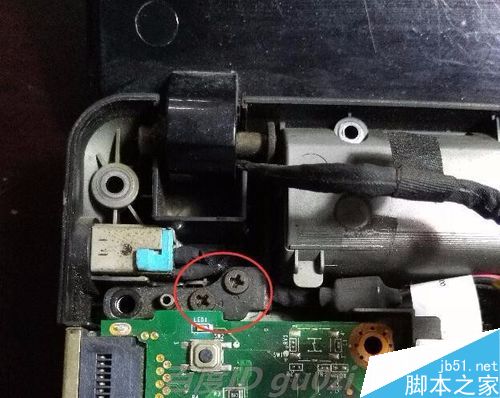 宏基aspire e1 471g笔记本屏幕拆解过程图解