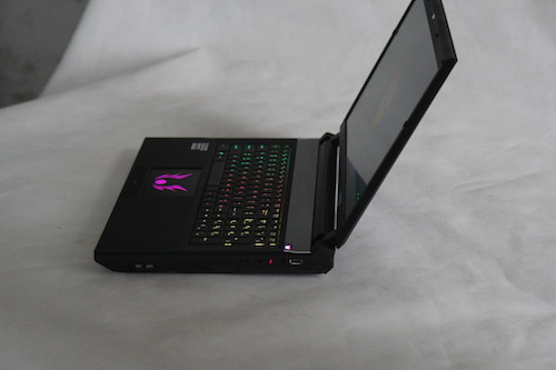 神舟战神K780G-i7 D1游戏本怎么样？神舟超级战神K780G-i7 D1评测