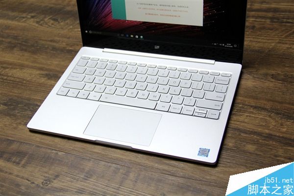 12.5英寸小米笔记本Air 4G版开箱图赏:全金属机身