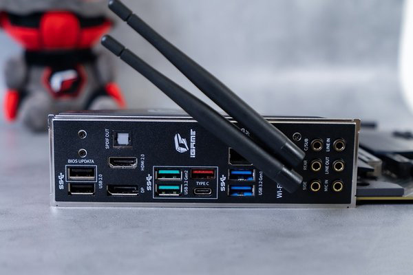 iGame Z490 Vulcan X性能如何 iGameZ490VulcanX详细图文评测