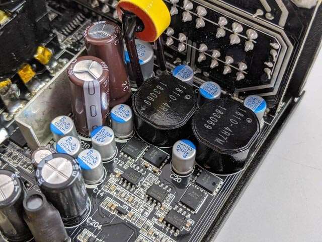 影驰电竞大师GL550值得买吗 影驰电竞大师GL550电源详细评测