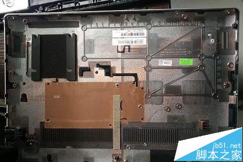 联想Ideapad 300S 14ISK笔记本怎么拆机更换固态硬盘?