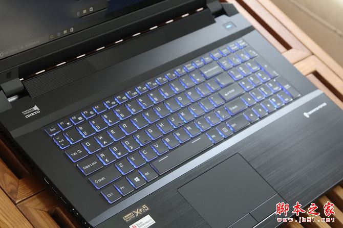 未来人类T7值得买吗？2017未来人类T7游戏本搭载GTX1070全面深度评测图解
