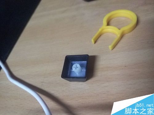 机械键盘键帽怎么拆?机械键盘换键帽方法