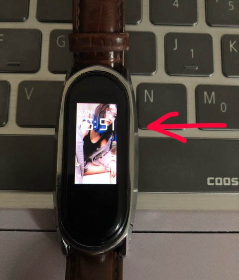 小米手环4怎么查看绑定的手机? 小米手环查找手机的技巧