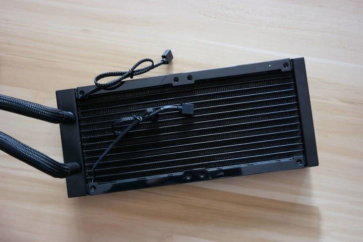 七彩虹iGame RTX2070水冷显卡图解评测