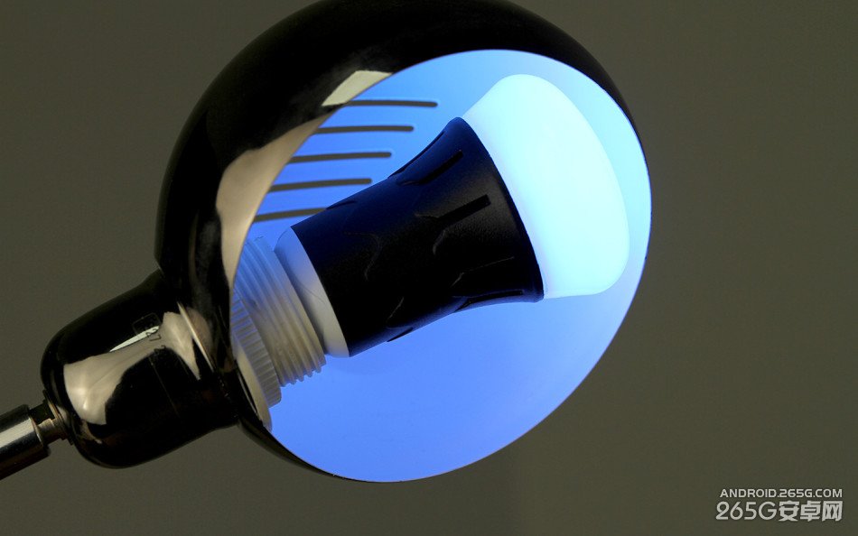 魅族智能灯泡X-Light Plus开箱图赏 可变1600万种颜色