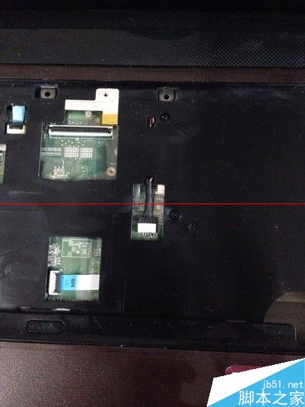 东芝L700怎么拆机清灰？