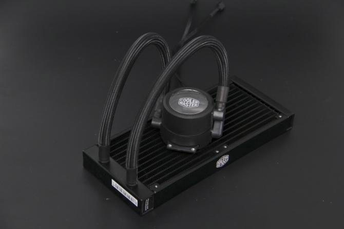 极致的静音操作 酷冷至尊冰神P240 RGB一体式水冷详细评测