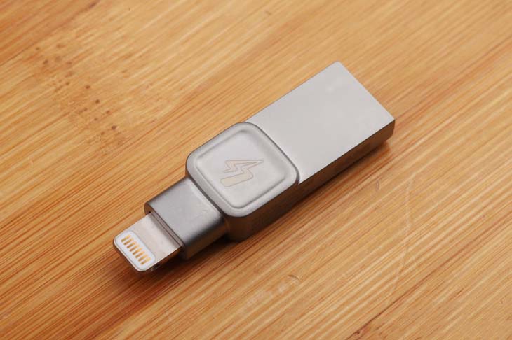 苹果双头闪存盘 金士顿DataTraveler Bolt Duo详细图文评测