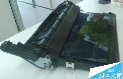 打印机怎么更换转印组件? 三星CLP-321N打印组件更换教程