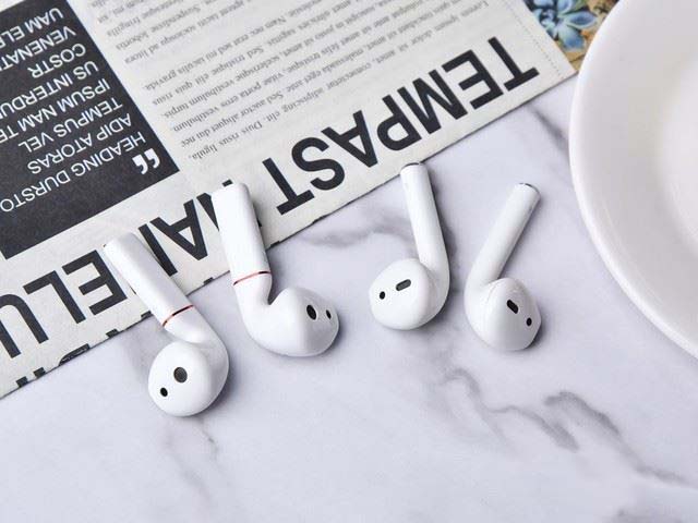 华为FreeBuds2Pro和苹果AirPods2哪款好 两款耳机对比评测