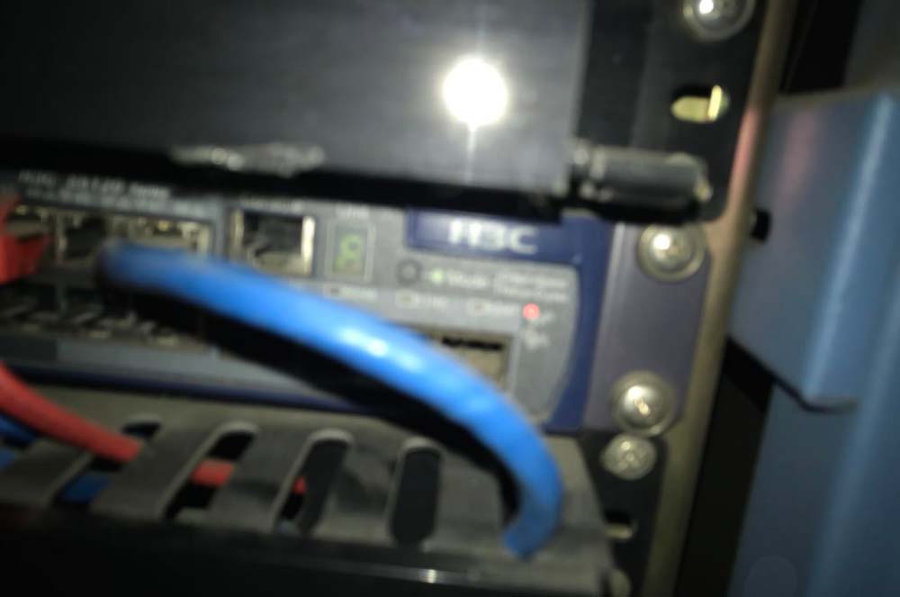 H3C交换机S5120风扇坏了怎么更换?