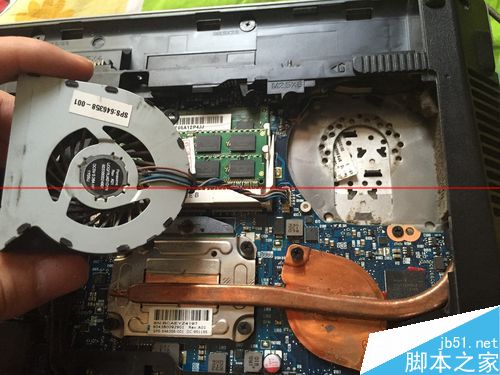 惠普笔记本 ProBook 4431S怎么拆机清理风扇？