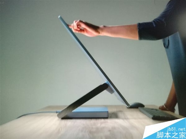 微软发布Surface Studio一体机:28寸超薄屏幕/GTX 980M显卡