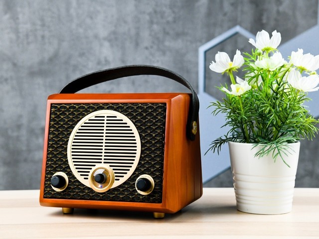 听音新概念 惠威M4R协奏曲蓝牙FM有源音箱详细图文评测