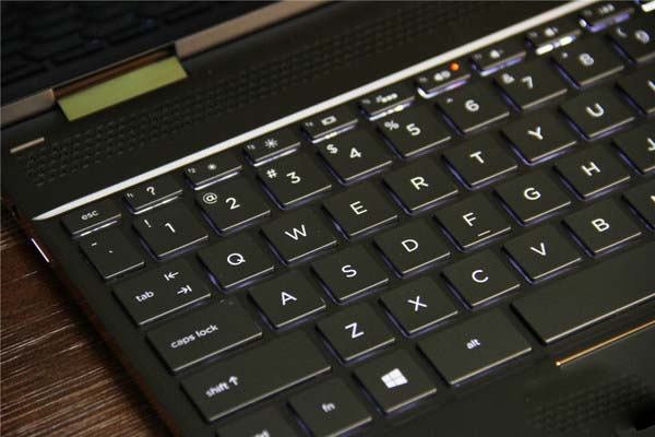 2017惠普Spectre x360 13-AC011TU二合一轻薄本全面深度图解评测