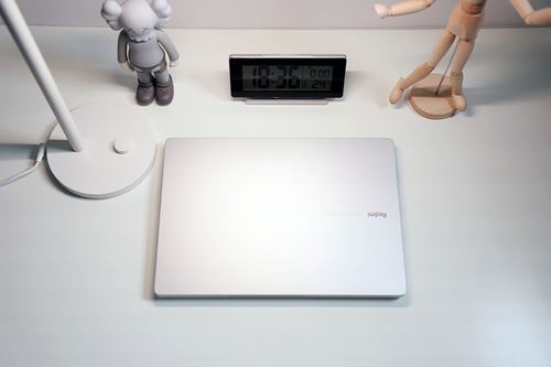 RedmiBook 14值得买吗 RedmiBook 14笔记本详细图解评测