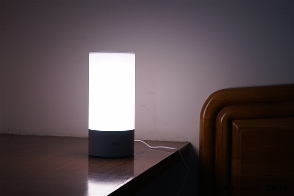 售价249元小米yeelight床头灯官方图赏