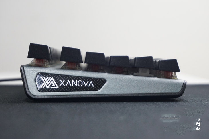 德国Cherry MX轴 影驰星极XANOVA磁爆 XK700 RGB键盘详细图文评测