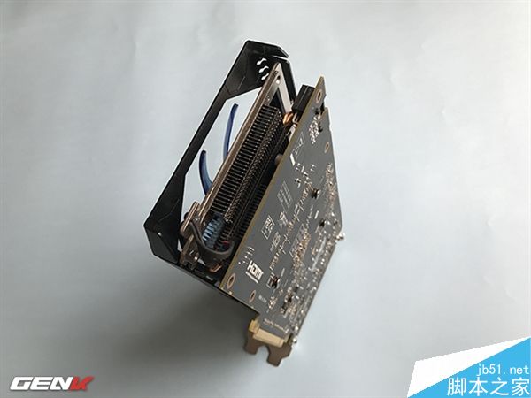 AMD RX 570显卡实卡谍照和规格参数一览