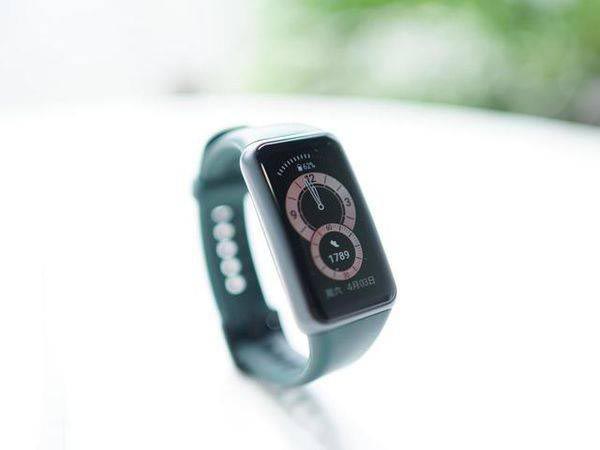 华为手环6对比华为fit哪个更好?