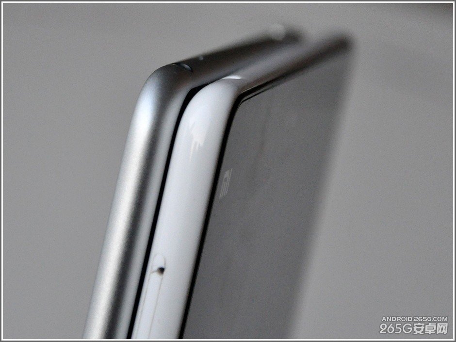 做工谁更强?诺基亚N1和小米平板做工对比(图)