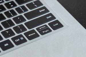 RedmiBook 14笔记本做工怎么样 RedmiBook14笔记本拆解+评测