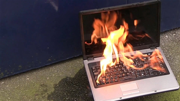部分Win10用户吐槽:电量消耗变快、发热加剧