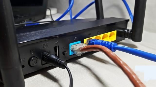华硕RT-AC1200值得买吗？华硕RT-AC1200 1200M路由器全面图解评测