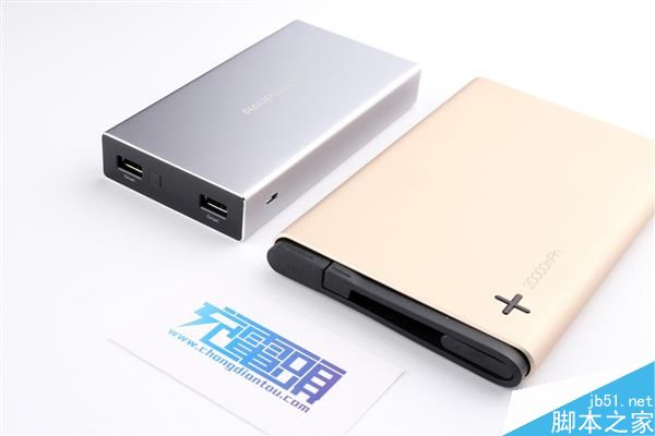 高逼格!RAVPower保时捷设计四口桌充与移动电源开箱图赏