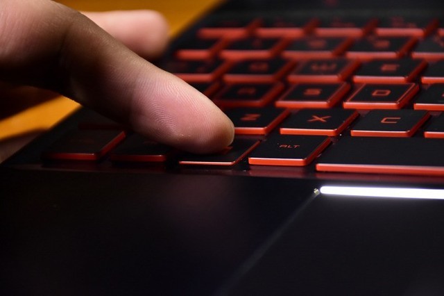 惠普暗影精灵4 Pro性能如何 惠普暗影精灵4 Pro RTX2060显卡游戏本图文评测