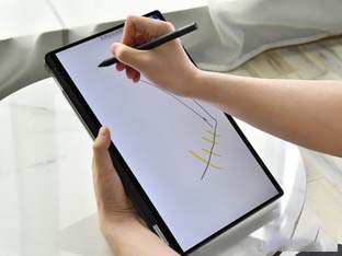 Latitude 7400二合一领航本值得买吗 Latitude 7400二合一领航本评测