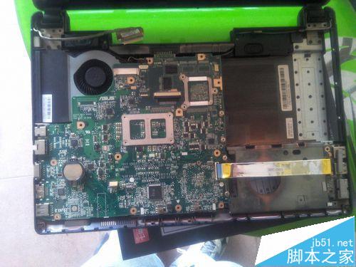 华硕A43S笔记本怎么拆机?华硕A43S详细的拆机图文
