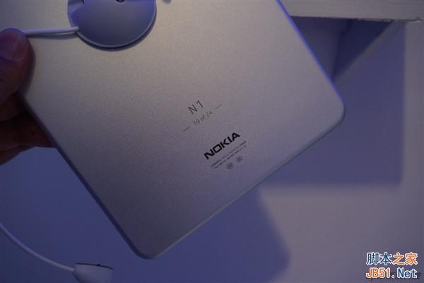 USB正反随便插 1599元运行Android 5.0诺基亚平板现场实拍图赏