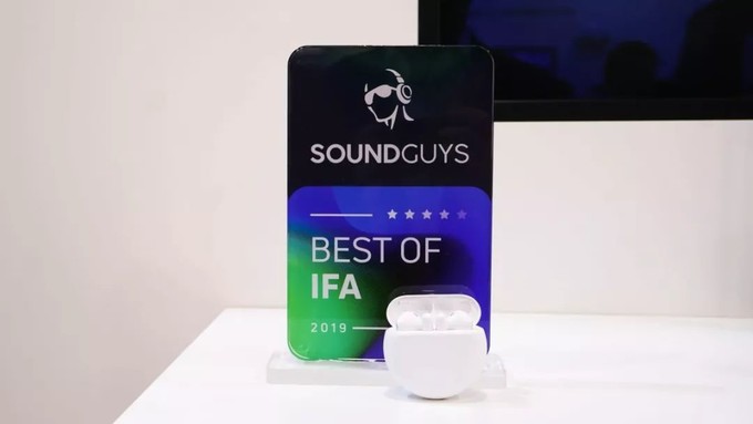 华为FreeBuds3和苹果AirPods2哪款好 两款耳机对比评测