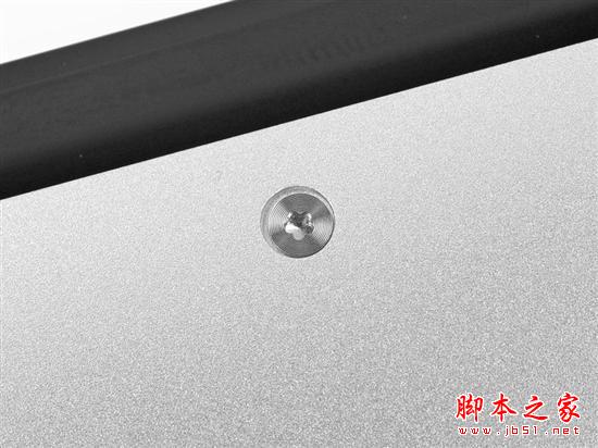 苹果新发布本本MacBook Pro Retina版本拆机详细过程（大量组图）