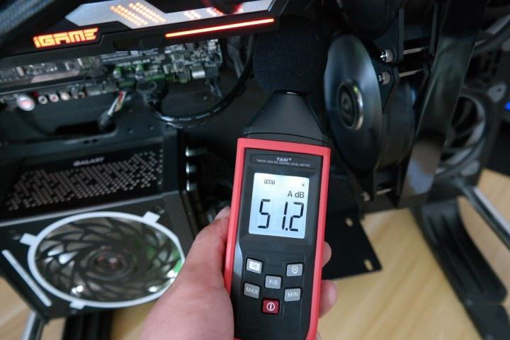 七彩虹iGame RTX2070水冷显卡图解评测