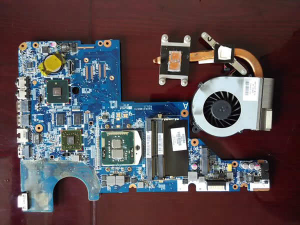 惠普笔记本HP CQ42-151TX拆机除尘图文教程