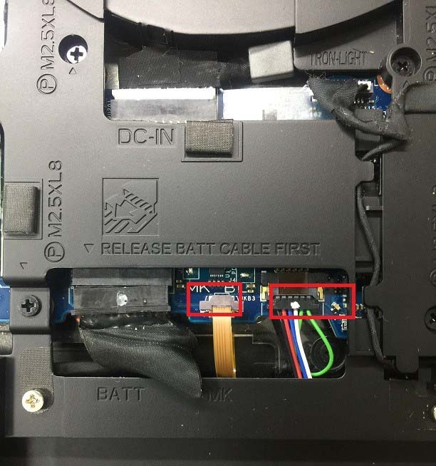外星人Alienware 17R4笔记本怎么拆机取出主板?