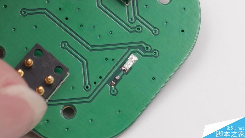 爱奇艺D30蓝牙耳机内部做工怎么样 爱奇艺D30真无线蓝牙耳机拆解全过程图解评测