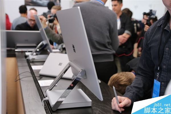 Surface Studio一体机上手图赏:最惊艳的PC一体机产品