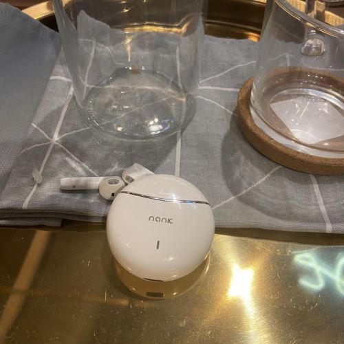 适合女生的蓝牙耳机有哪些 女生专属高颜值蓝牙耳机推荐