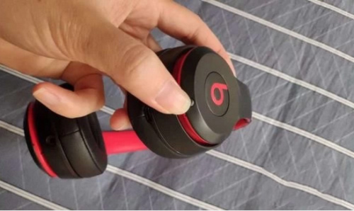 beats solo3怎么连接蓝牙 beats solo3耳机连接蓝牙方法