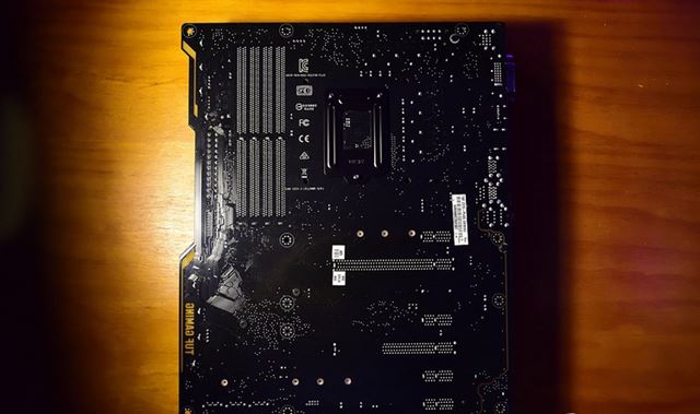 全新20系显卡平台 万元级i7-8700K配RTX2080高端游戏配置