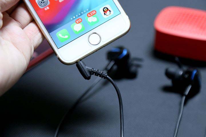 100至300元游戏耳机哪款值得买 四款耳机区别对比