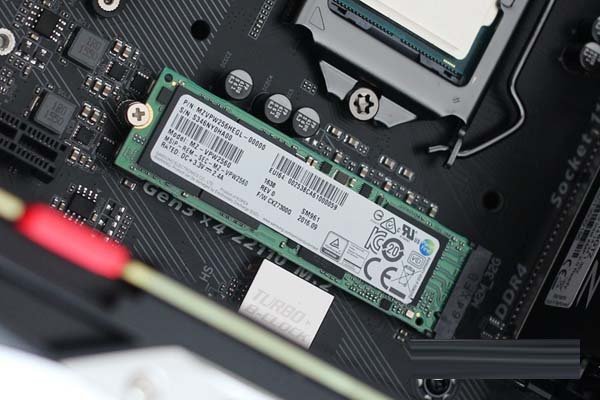 魔兽世界特效全开 8500元内i7-7700配GTX1070电脑配置全套清单推荐