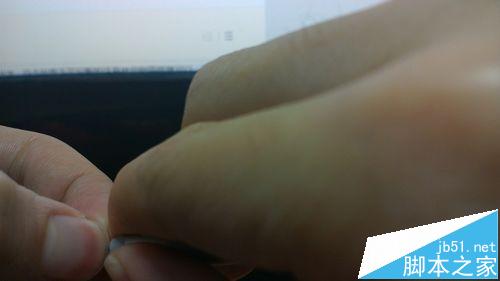 微软Surface3/Pro3自带的笔坏了怎么更换笔芯?